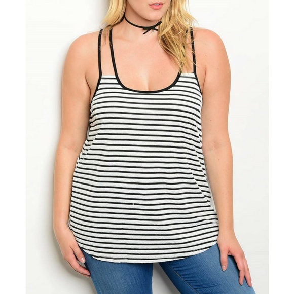 Ivory Black Plus Size Top {Banabee} - Picture 2 of 2